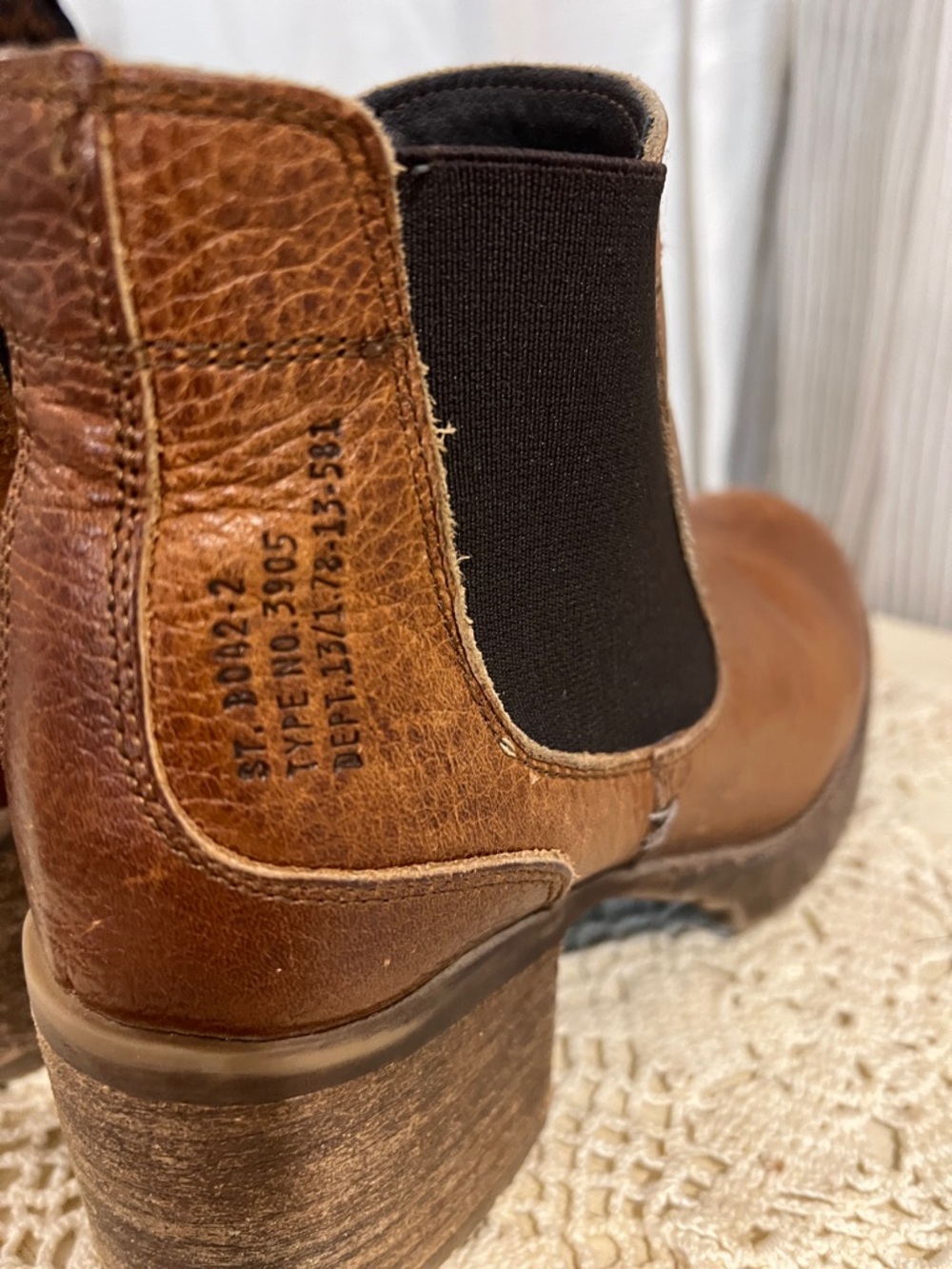 Boutique Brown Leather Chelsea Boots Chunky Heel Lug Sole Made In Portugal Size8 - Picture 7 of 16